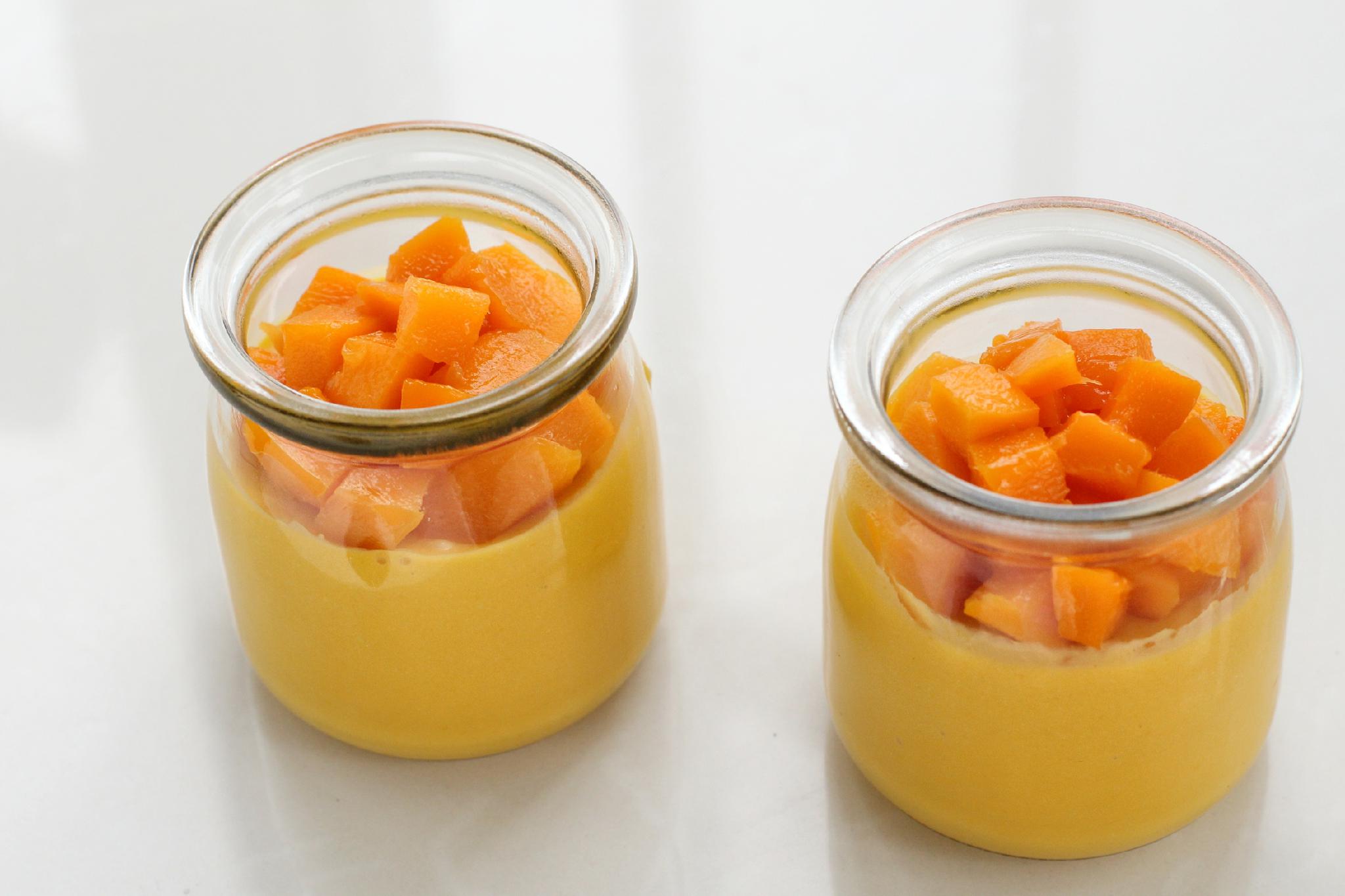 用奶锅就能做出颜值爆表的芒果布丁,口感q弹爽滑,孩子老喜欢了