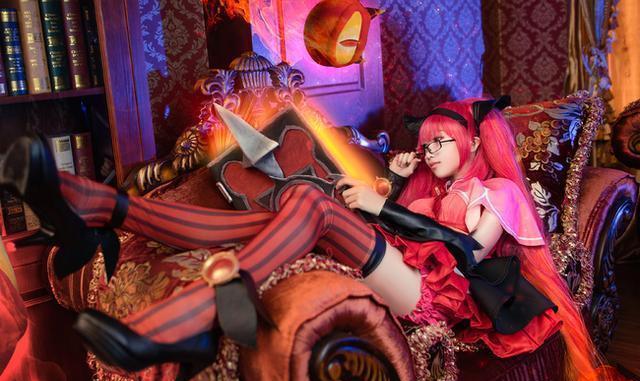 王者荣耀cosplay《安琪拉篇》暗黑小萝莉之这个萝莉不太萌