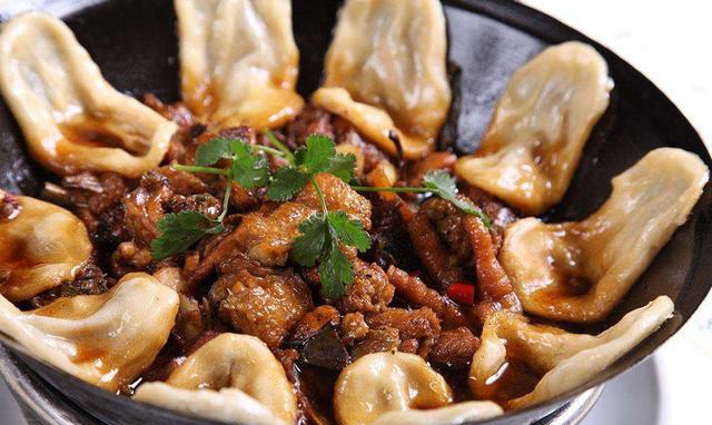 史上最全的安徽美食系列:板鸭面皮格拉条,山粉圆子臭鳜鱼