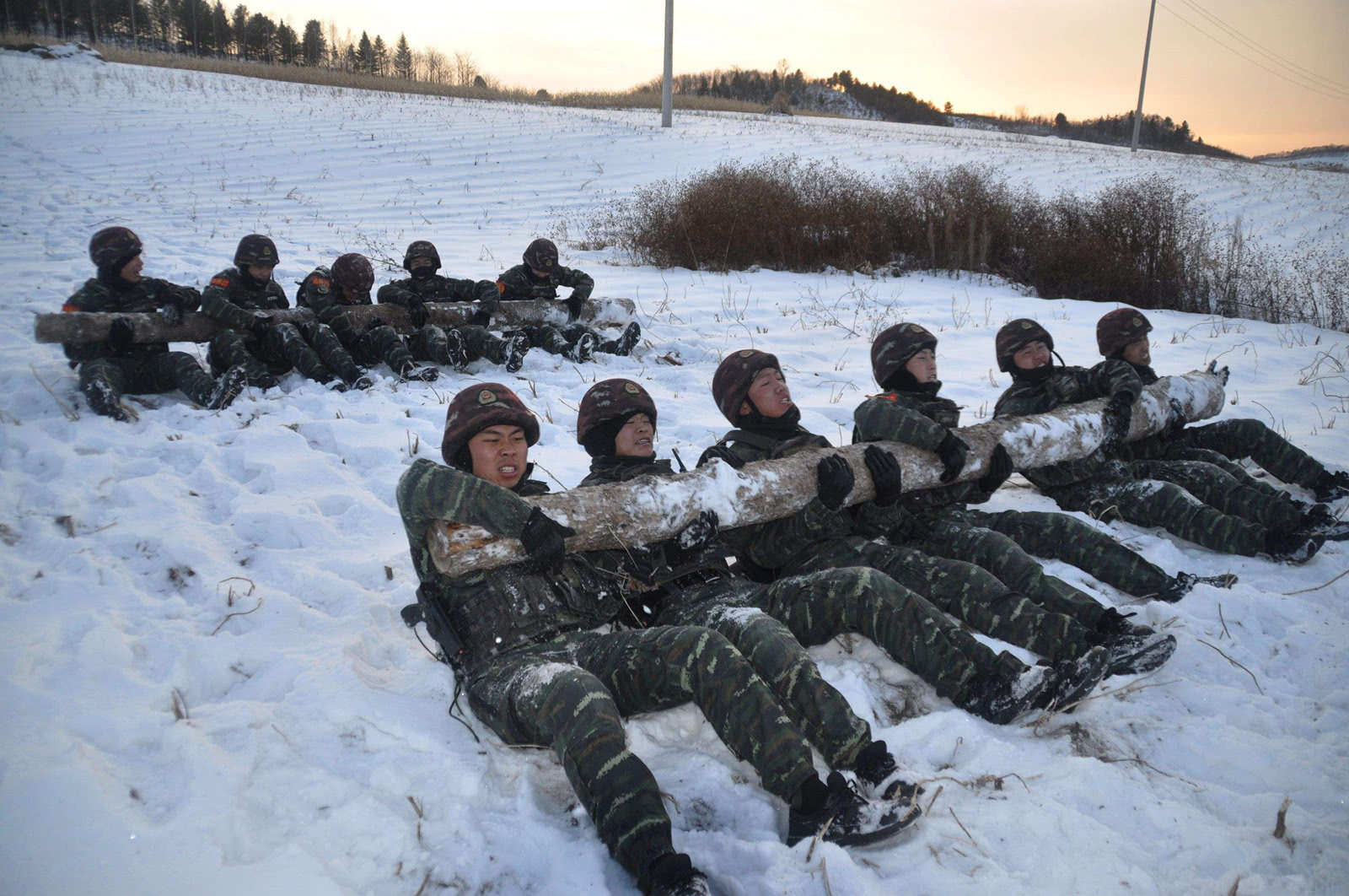 被誉为魔鬼训练营,学员来自各国特种部队,淘汰率高达90%