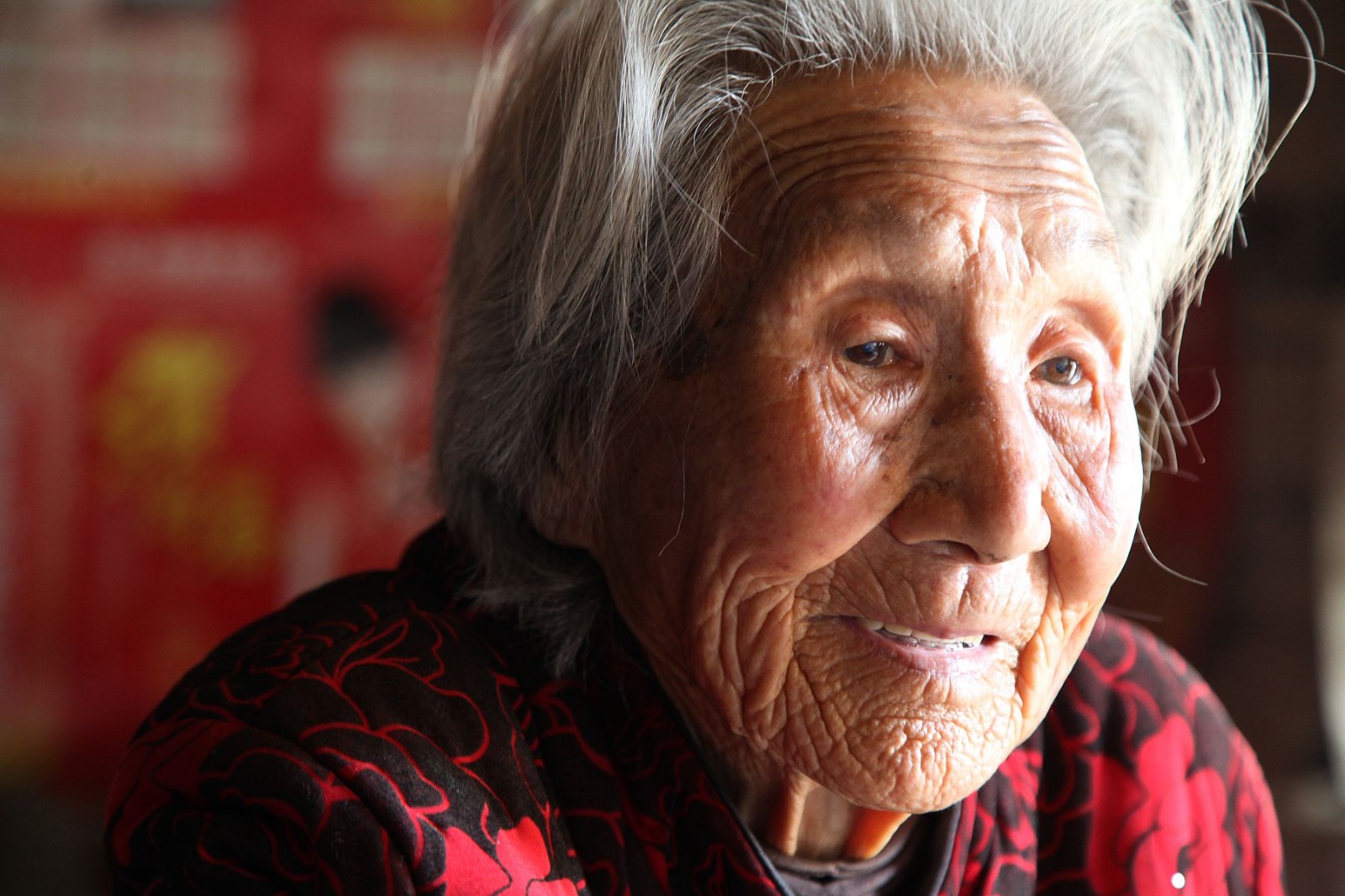 山西农村108岁老人重感冒后恢复身体有办法,看老人家怎样做