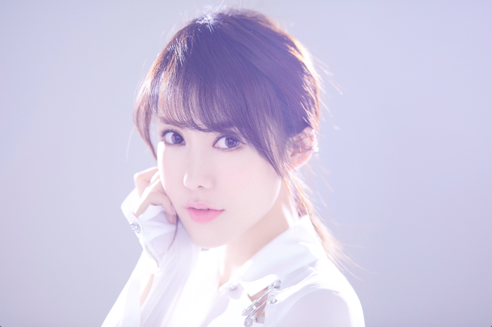 演员吴宥萱《奇葩朵朵》 戏里戏外演技撩人攻气十足