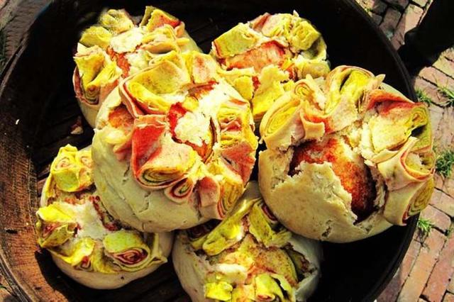 青海这种馍馍,出锅时还会沾上草木灰,却被专家一致评为健康食品