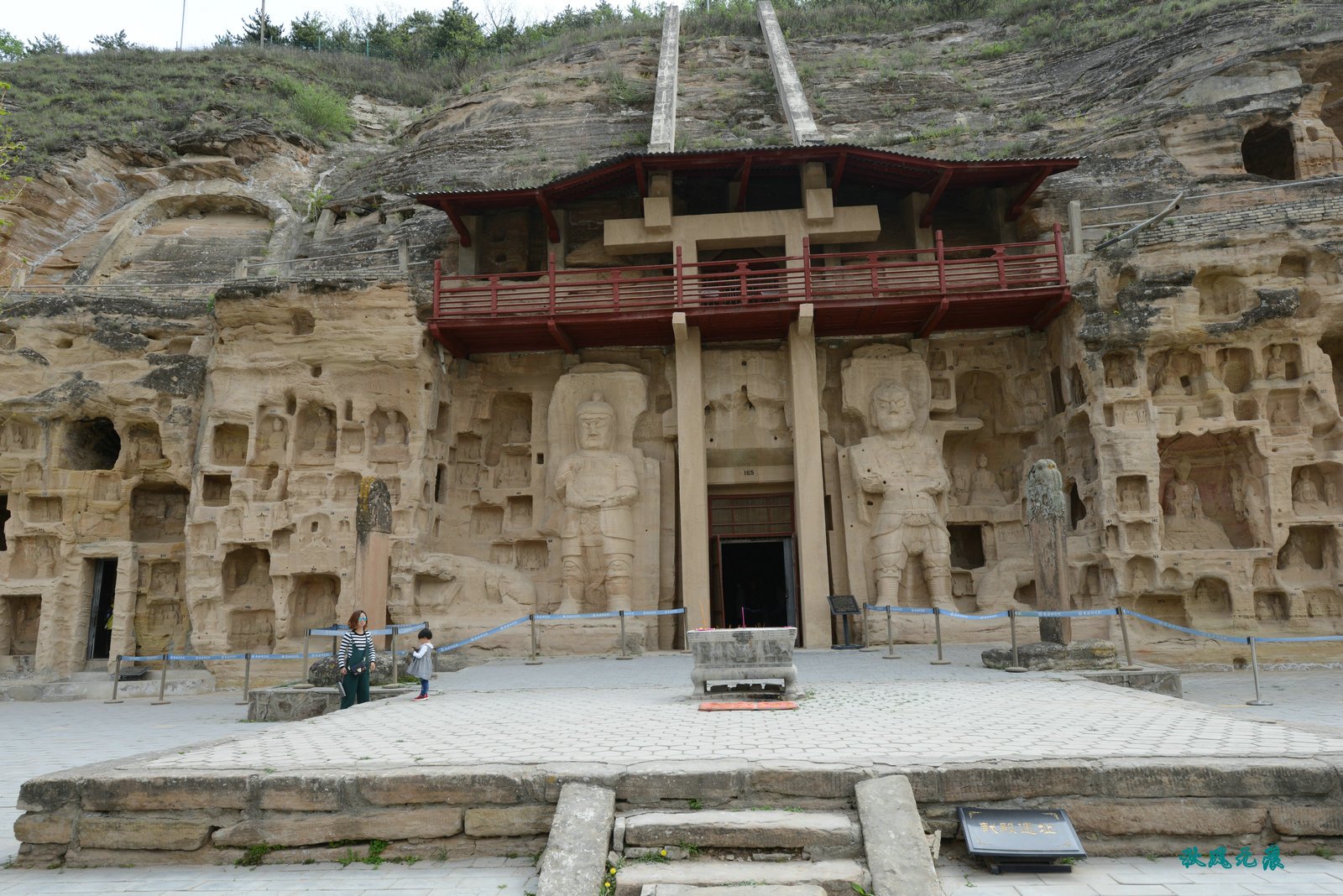 春末去庆阳寻觅国内最大七佛窟