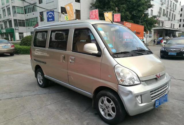 大哥一万块买个面包车,一个月回本了,这车神车真耐造