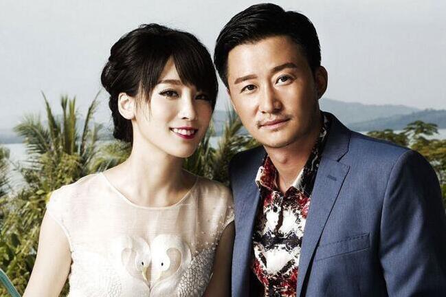 而朴树的老婆吴岱凝,虽然是一个没有多少名气的小演员,但是她对朴树的