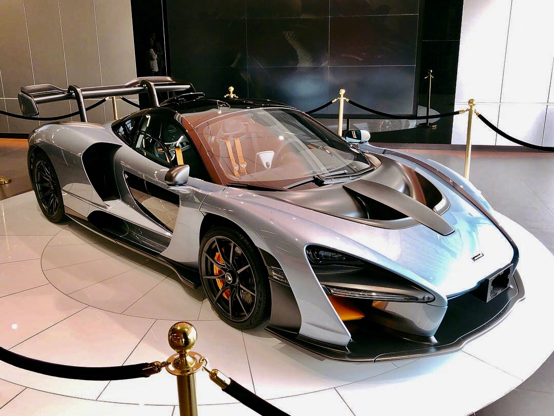 宁愿跑起来被拌倒无数次,也不要规规矩矩走一辈子-新浪汽车