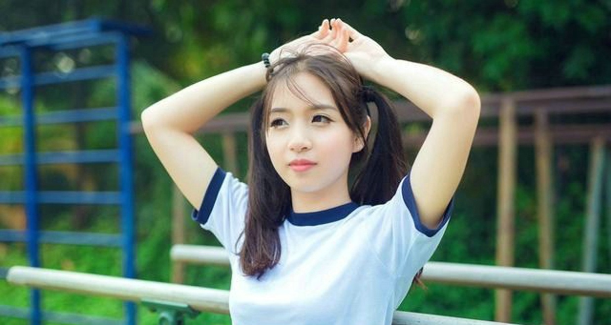 校园女孩青春气息阳光活力唯美写真