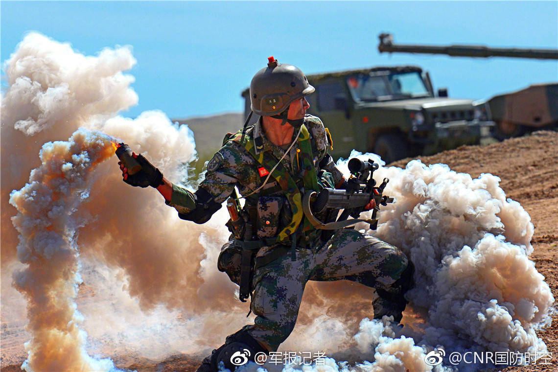 军人为战而生青春因军装闪光