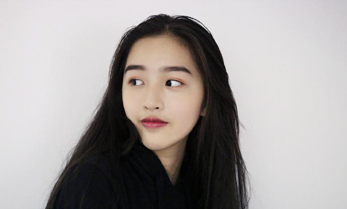 时代峰峻签约首个女艺人, 成为TFBOYS唯一的