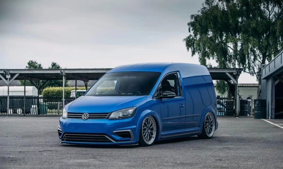 这辆大众开迪改的很帅 对于大众粉儿算是一件艺术品