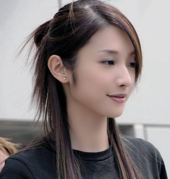 走红,今一人成当红女星,她却出车祸后去世|流星花园|许玮伦|杨丞琳