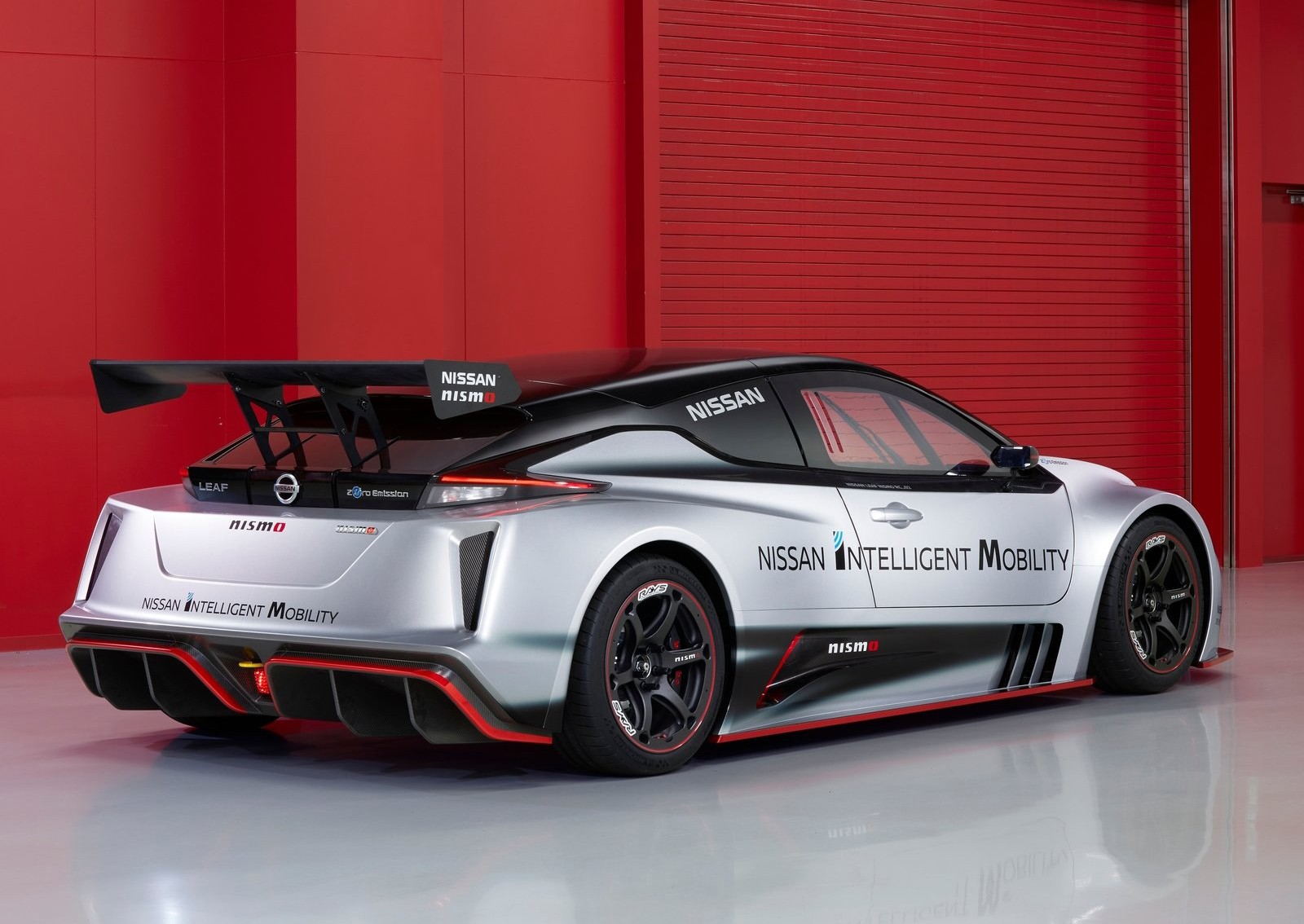 日产性能级超跑,百公里加速3.4秒,日产leaf nismo rc概念车