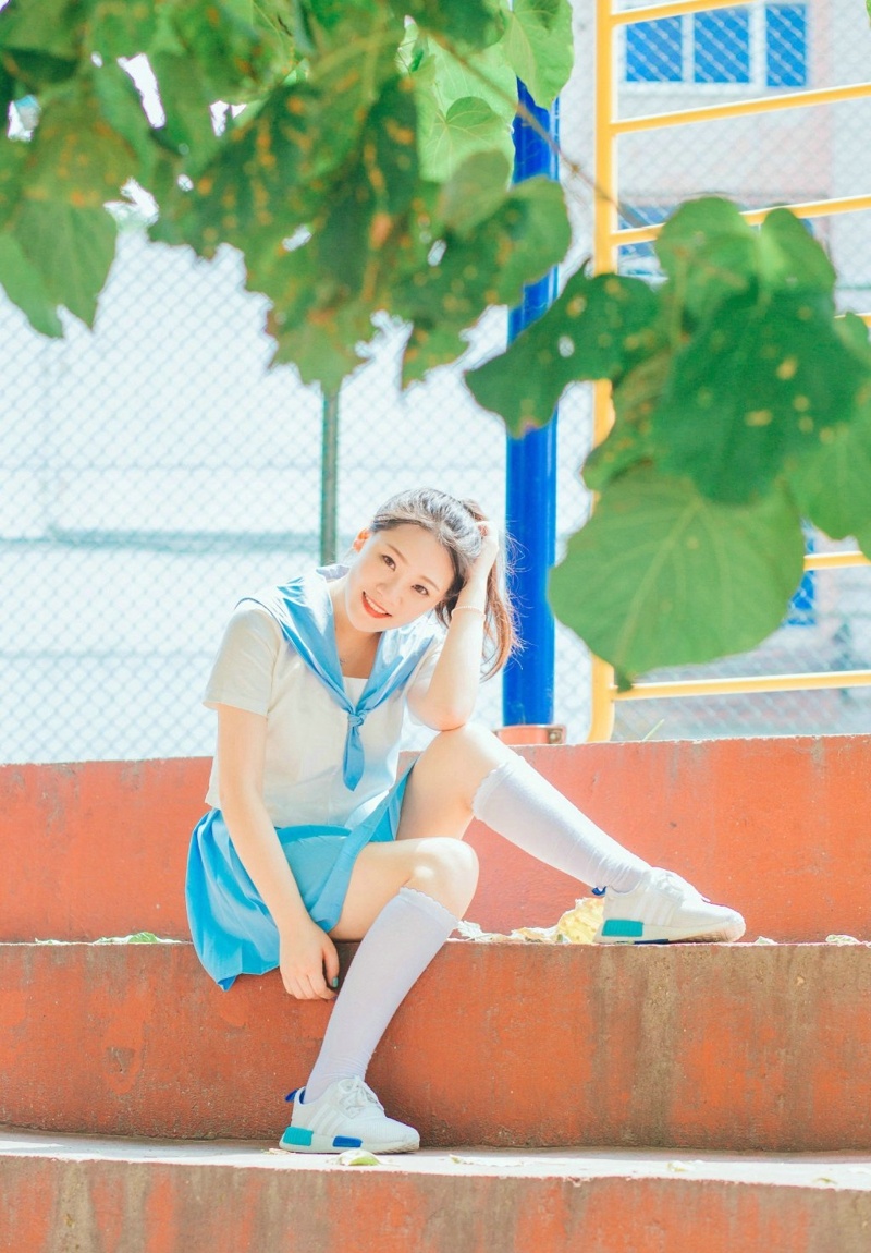 可爱清新校服妹子马尾清爽可人写真集 @微相册 @微博摄影