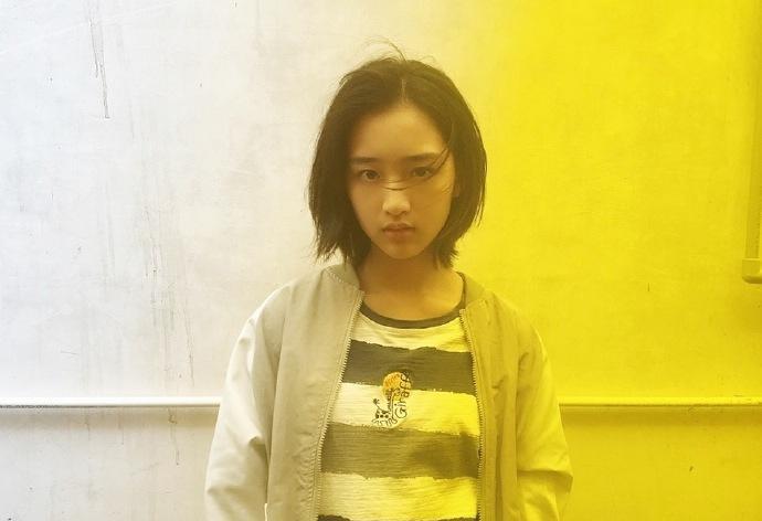 时代峰峻签约首个女艺人, 成为TFBOYS唯一的