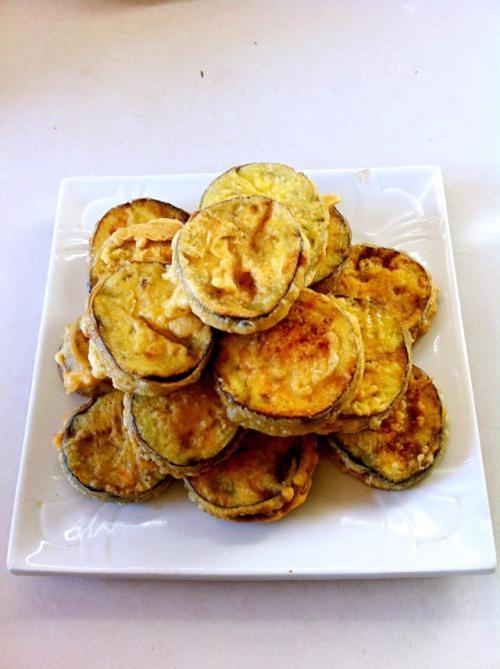 好吃到想哭茄子别光炒着吃试试这道家常韭菜茄盒