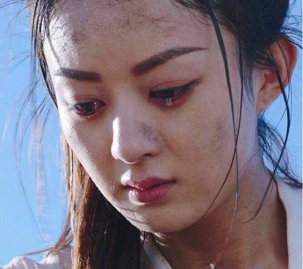 生孩子飚演技,范冰冰生到嘴歪,杨幂无痛生产,而