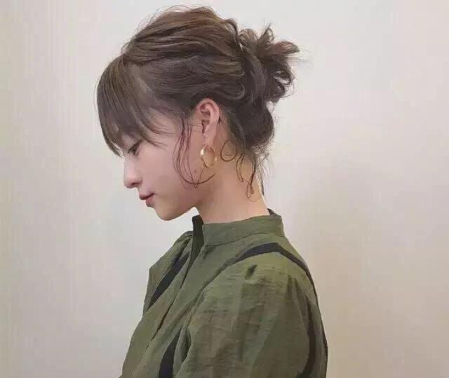 最爱女生丸子头