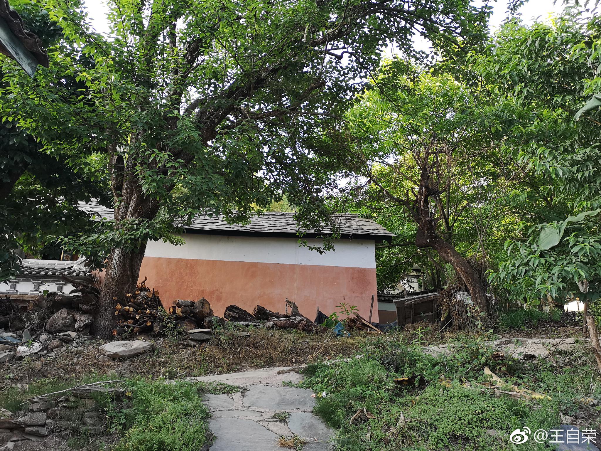 又一次来到凤庆县诗礼乡的古墨村,临沧最美的小村子.