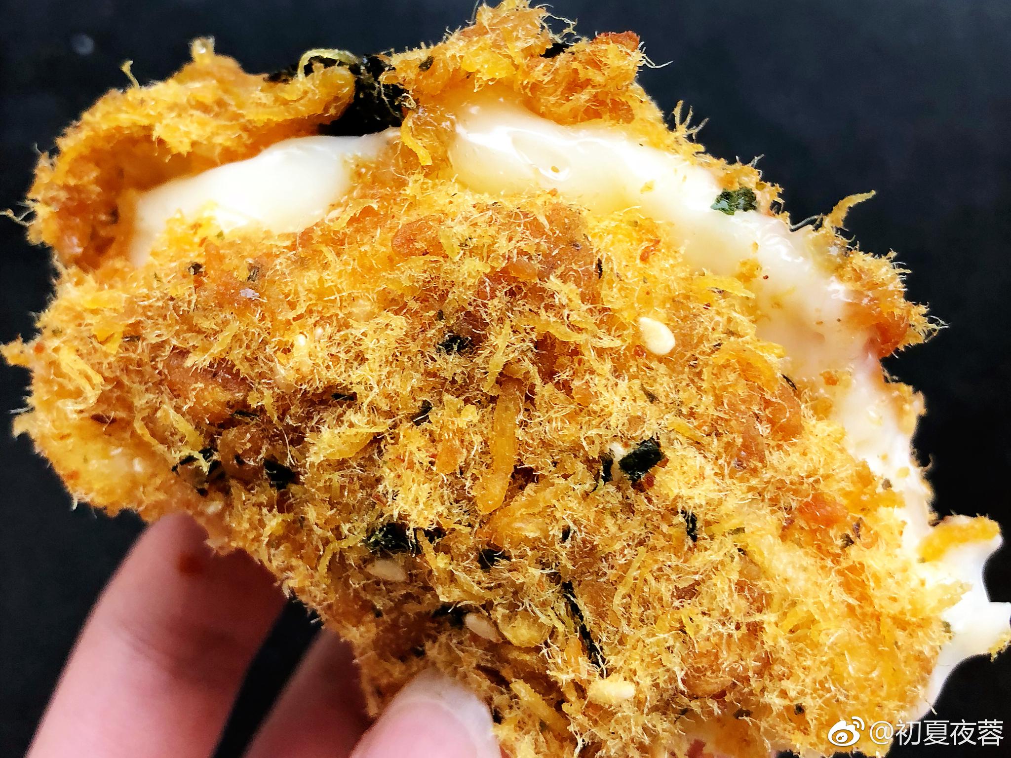 早安 我的肉松瘾回来了两个大贝半斤多吃完一点都不腻还希望酱再多