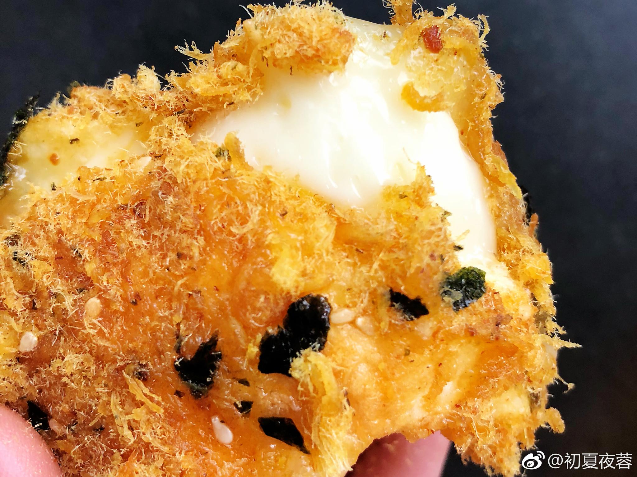 早安 我的肉松瘾回来了两个大贝半斤多吃完一点都不腻还希望酱再多