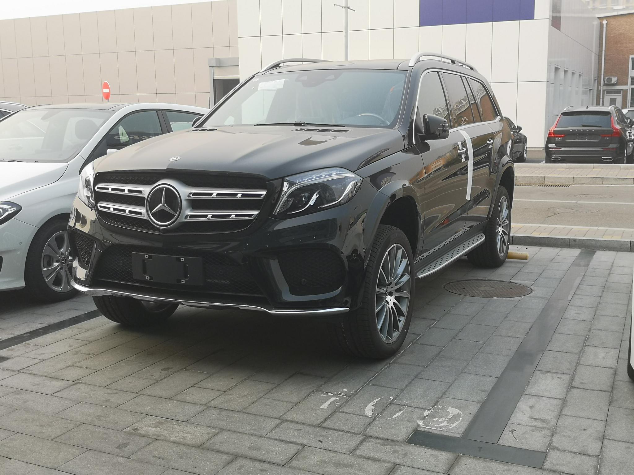 售价150万 街遇18款美规版奔驰豪车gls500