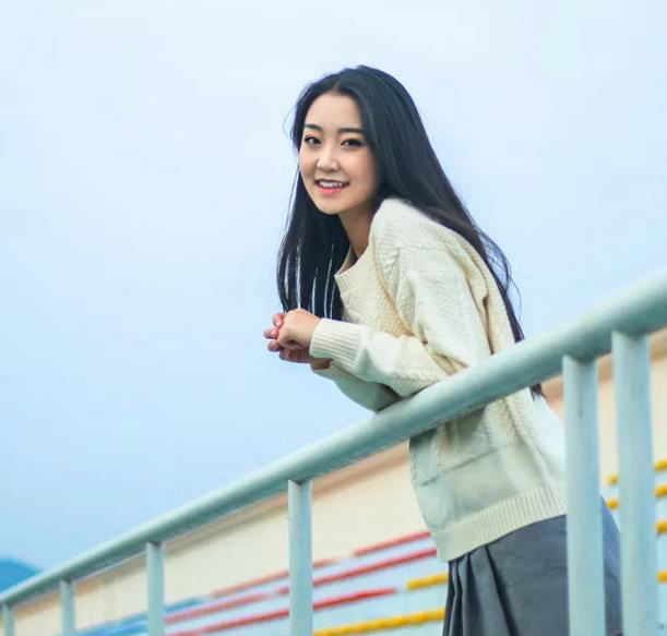 瑞丽航空乘务员兰巧,不会值机的安检不是好乘务