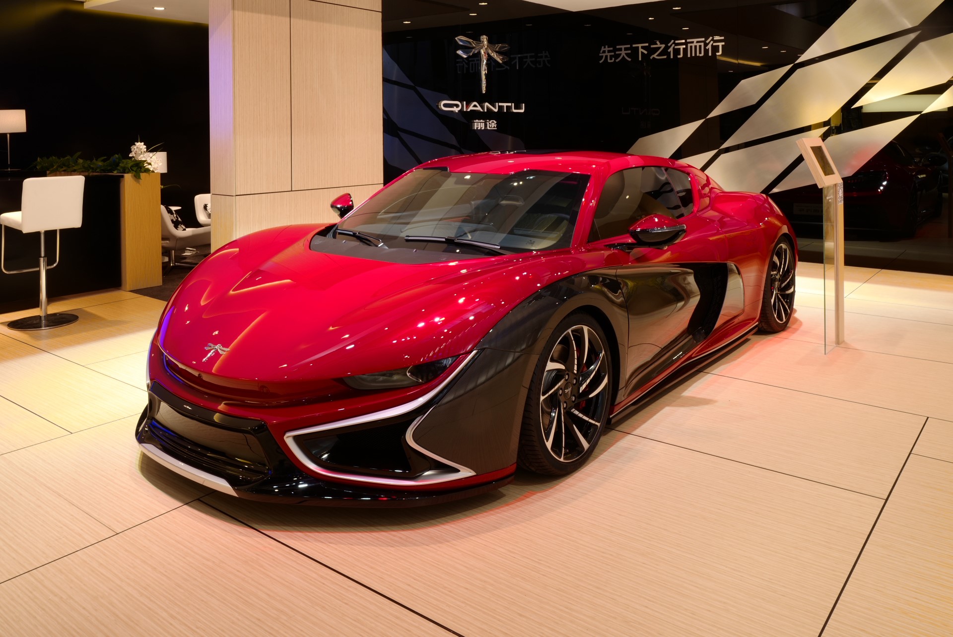 高性能纯电动跑车前途K50,零到百公里加速仅需4.6秒-新浪汽车
