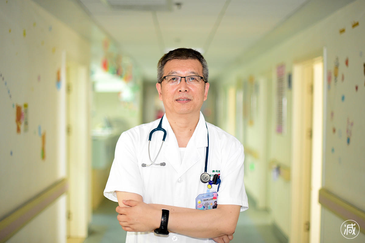 他们是医院里的孩子王:工作时常备"小猪佩奇"|小猪佩奇|儿科|大夫