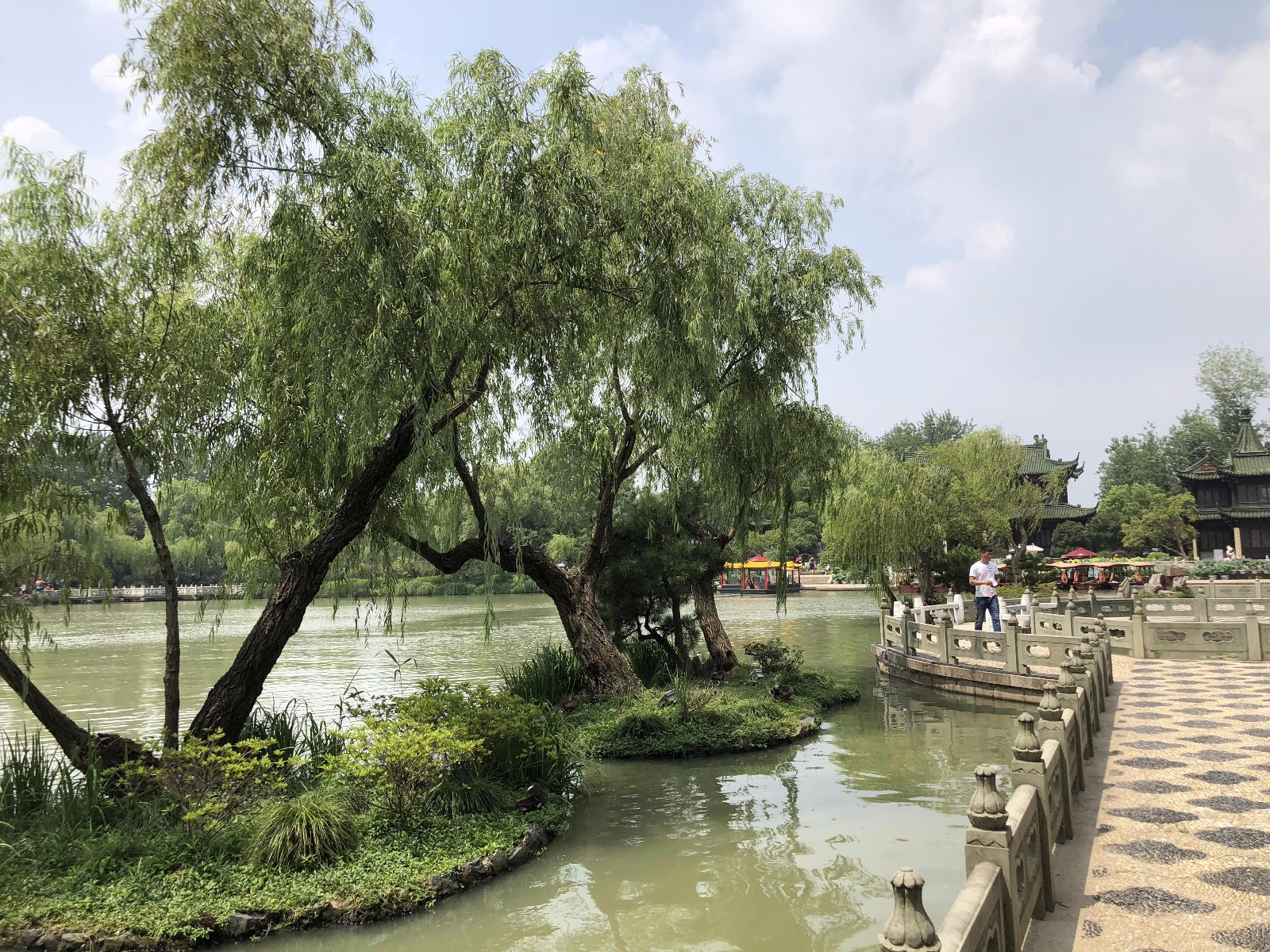 除了烟花三月外酷夏亦可下扬州 汗流浃背益身心