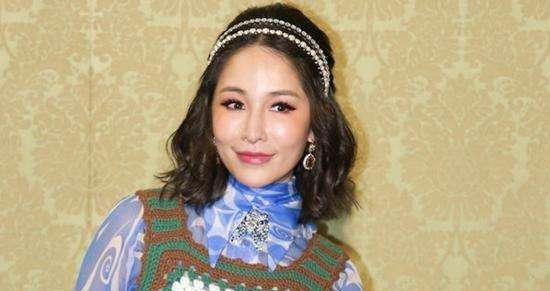 她换男友速度比换鞋都勤快|萧亚轩|柯震东|叶秀玲_新浪新闻