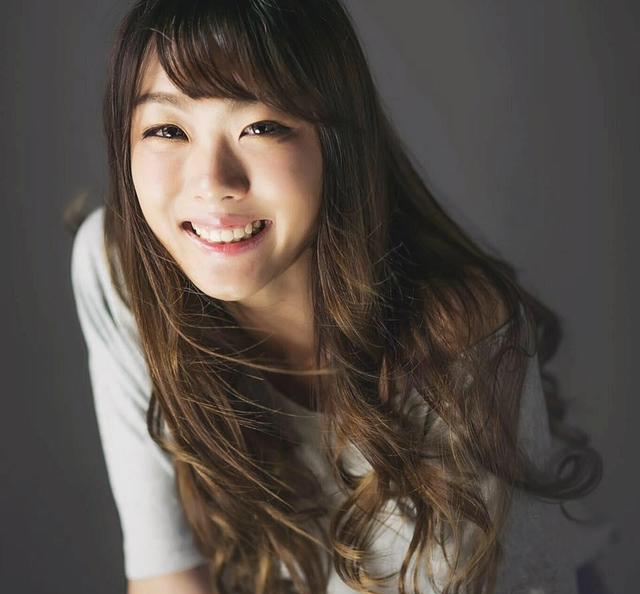 跳高女神杨文蔚,很时尚的运动搭配