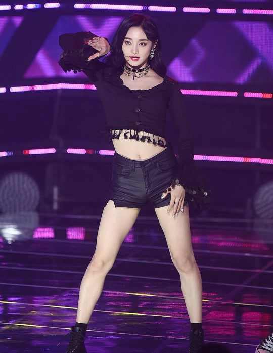 19岁周洁琼帅气舞姿合集偶像练习生舞蹈导师当之无愧