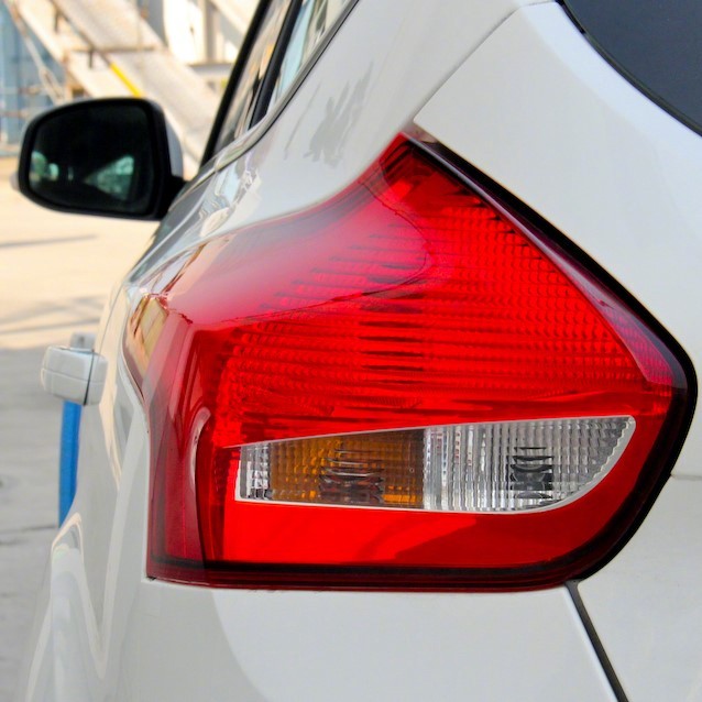 看灯猜车之尾灯篇难度稍有提升,老司机们接招吧.