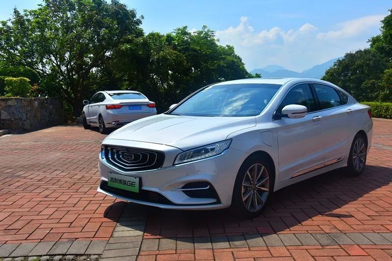 混动b级车新标杆,吉利博瑞ge phev 试驾!