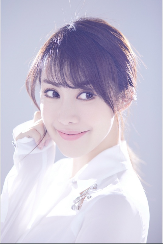 演员吴宥萱《奇葩朵朵》 戏里戏外演技撩人攻气十足