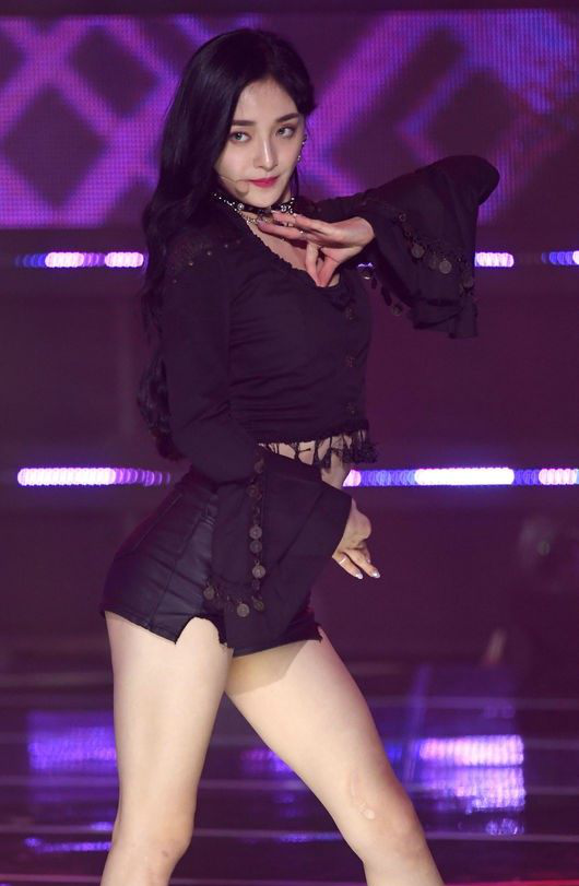 19岁周洁琼帅气舞姿合集偶像练习生舞蹈导师当之无愧