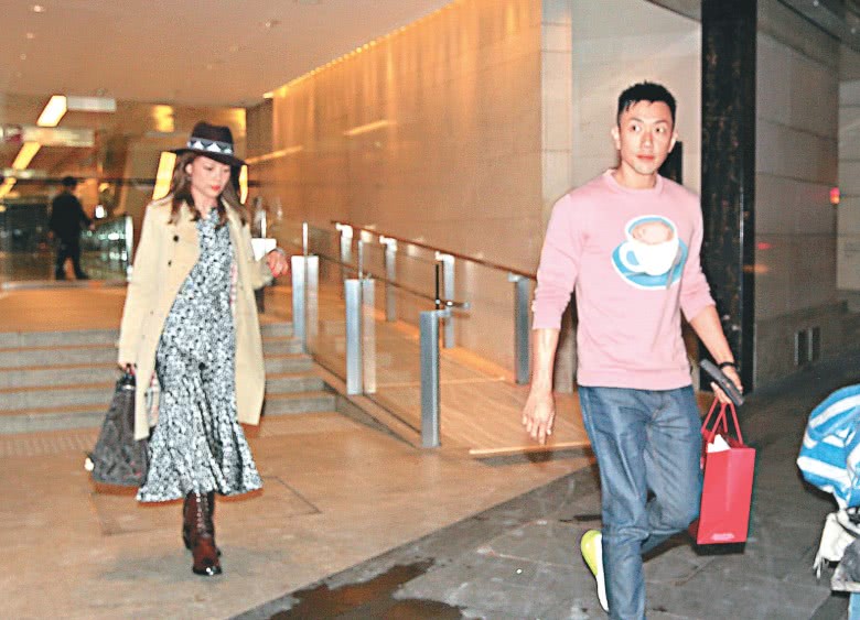 刘浩龙单独约容祖儿为其补庆生日 这是复合还是没有分手?