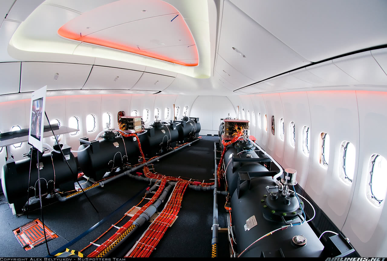 美国11州百起森林大火烧得停不下来,世界最大超级灭火机也没辙