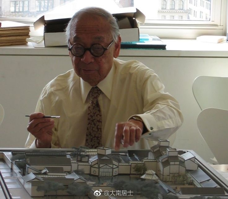 贝聿铭封山之作-苏州博物馆。设计结合了传统的苏州建筑风格|苏州博物馆|贝聿铭|忠王府_新浪新闻