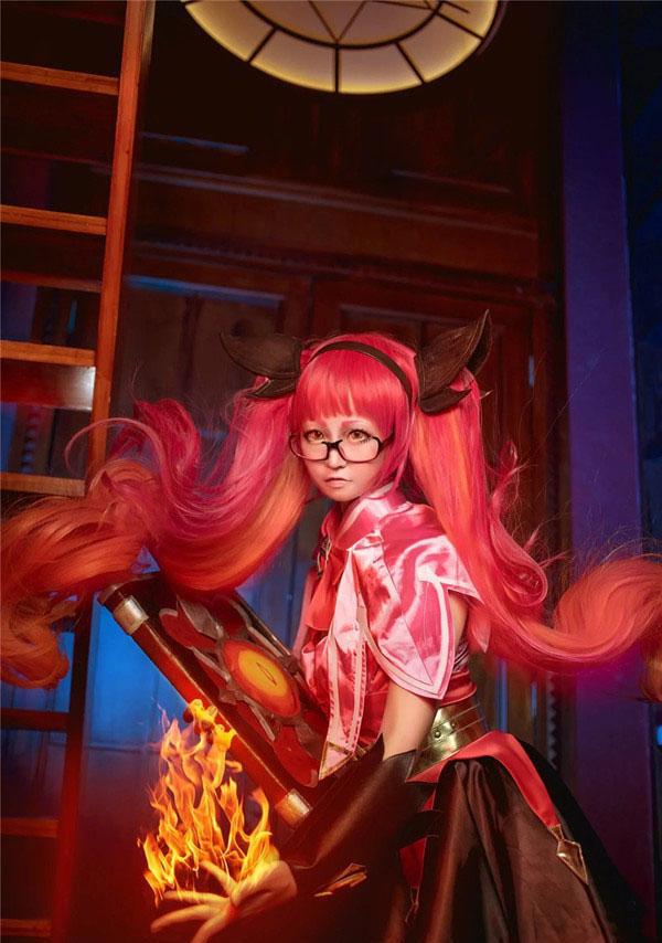 王者荣耀cosplay《安琪拉篇》暗黑小萝莉之这个萝莉不太萌