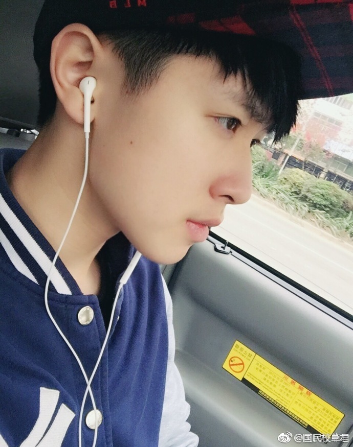 张逸杰我们帅气的大王