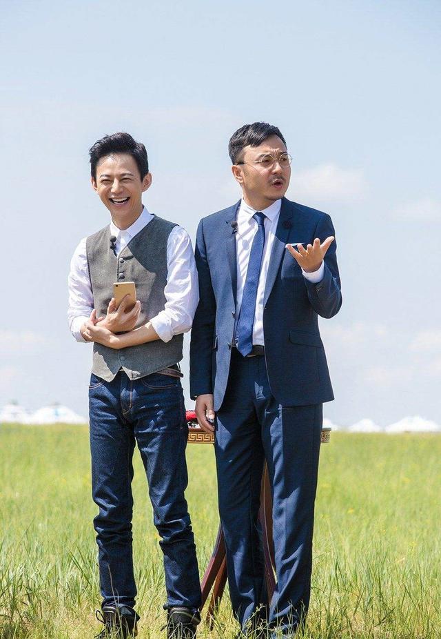 黄磊邀请他参加《向往的生活2》,有可能最终"抢"了他的饭碗