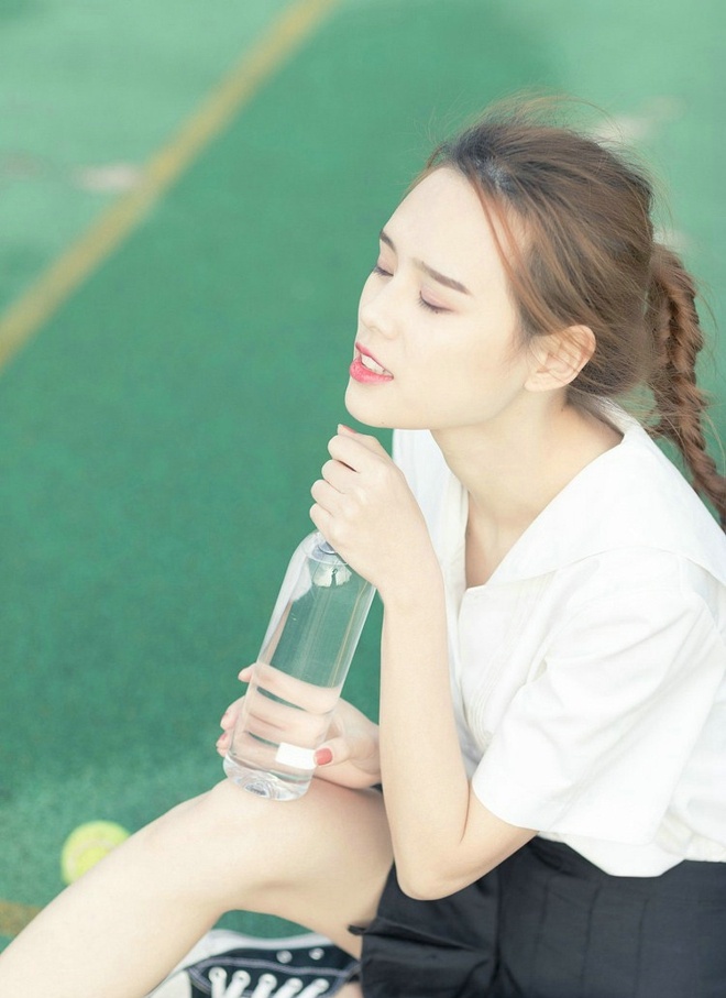 娇嫩清纯美女高中生制服清新俏皮可爱唯美写真集微相册微博摄影