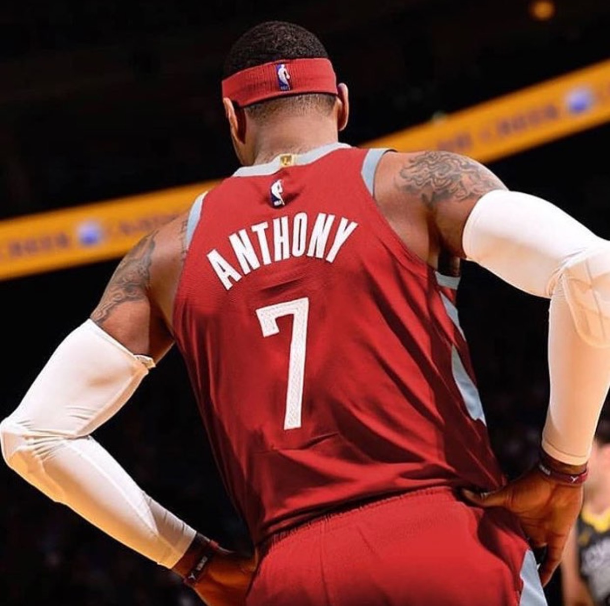 火箭官方正式宣布签下卡梅隆·安东尼!_新浪看点