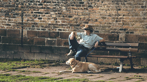 判断一个男人以后穷还是富,只看这几点!