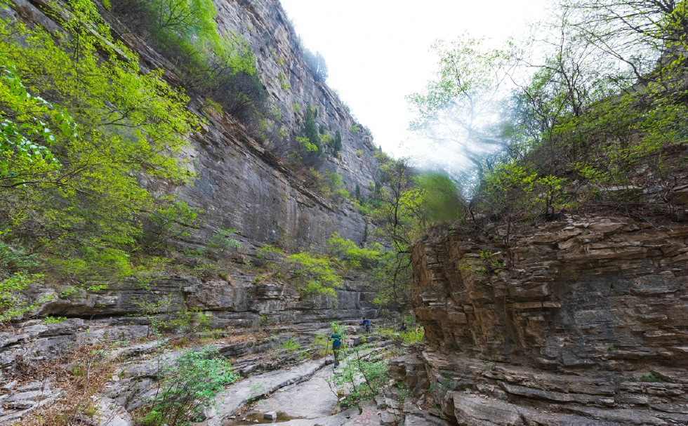 济南藏龙涧,山叠着山,谷套着谷,一个靠近市区的世外桃源