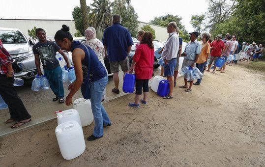 世界将要停水的城市,400万人将面临缺水,市民洗澡限定90秒