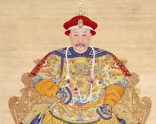 他熬死10位哥哥捡了个皇位却发现到手的是世界最大的烂摊子