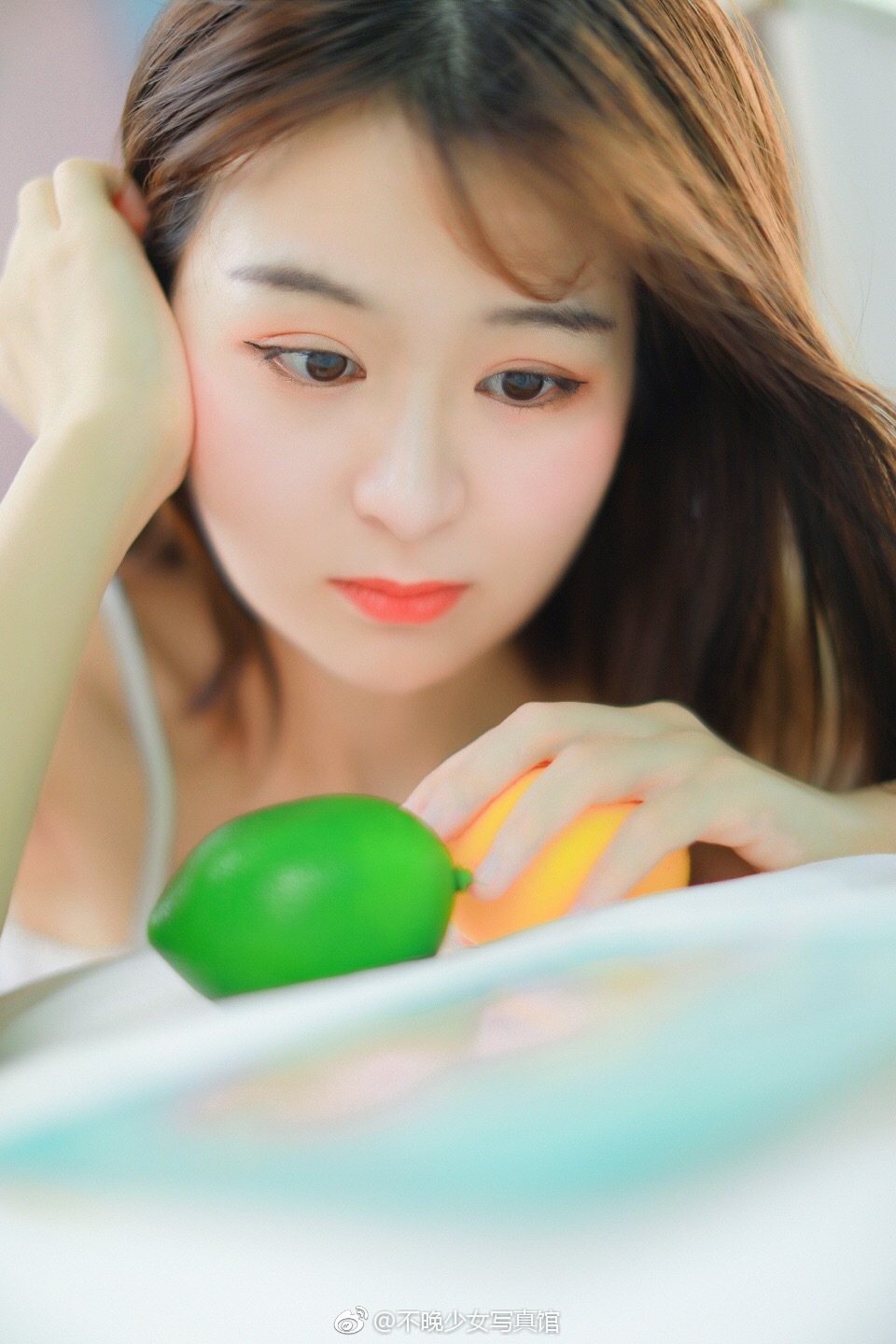 青柠女生 弯月牙的笑系列提供等成品由 不晚少女写真馆 完成